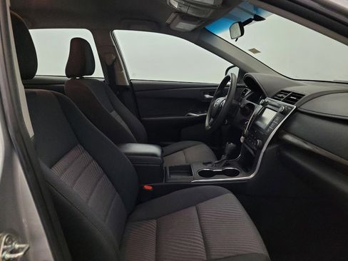 Used 2016 Toyota Camry LE FWD image 21