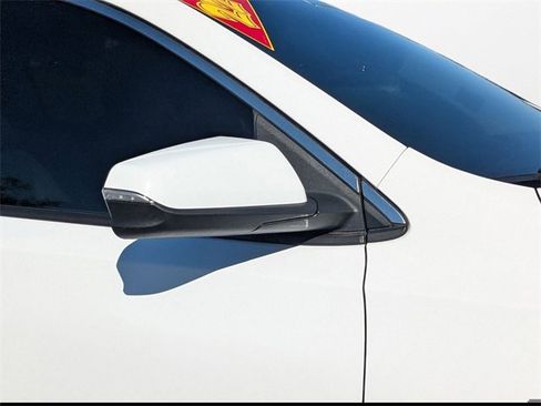 Used 2022 GMC Terrain SLT image 20