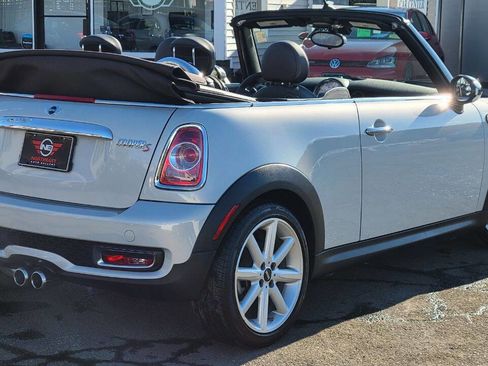 Used 2014 MINI Cooper S image 10