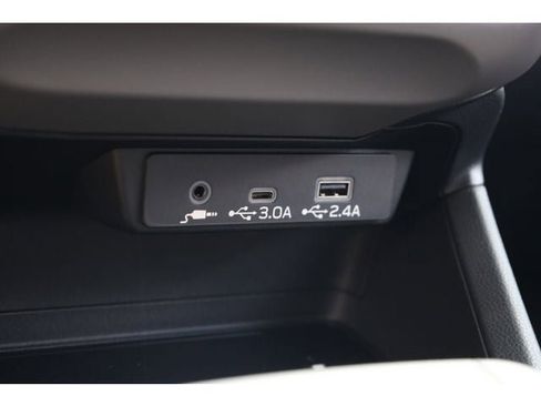 New 2026 Subaru Crosstrek 2.5i Limited AWD/4WD image 36