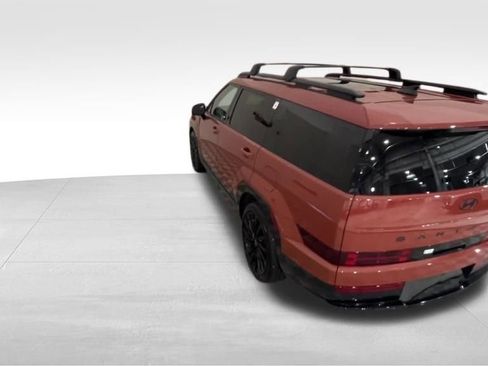 Used 2025 Hyundai Santa Fe Calligraphy image 3