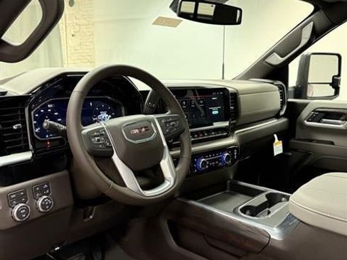 New 2026 GMC Sierra 2500 SLT AWD/4WD image 27