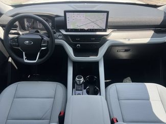 New 2026 Ford Explorer Platinum w/ LUX Leather Package AWD/4WD video 2