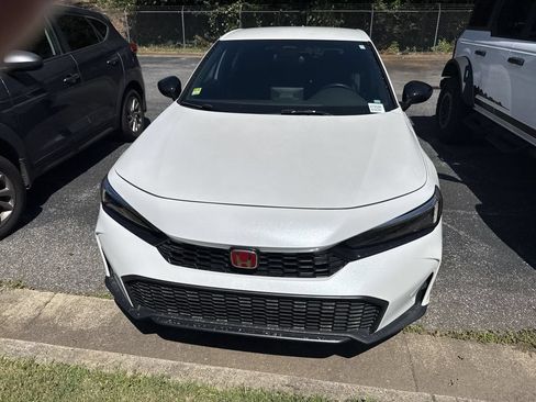 Used 2025 Honda Civic Sport image 4