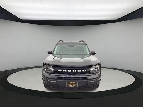 Used 2023 Ford Bronco Sport Outer Banks AWD/4WD image 3