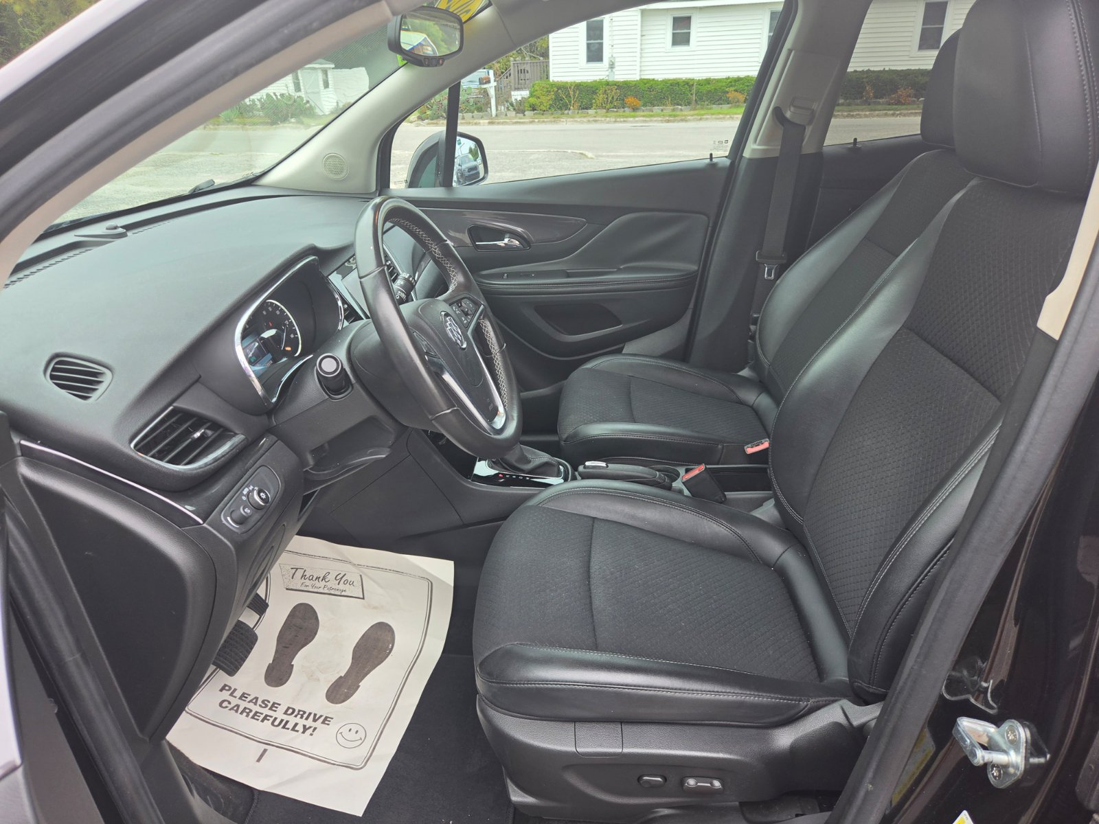 Used 2022 Buick Encore Preferred w/ Safety Package FWD image 13