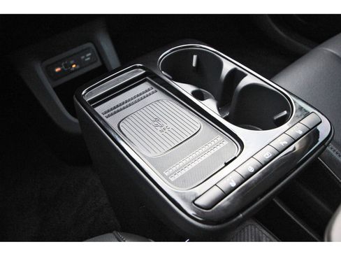 Used 2025 Hyundai Ioniq 5 SEL image 28