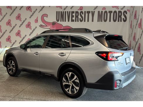 Used 2022 Subaru Outback Limited AWD/4WD image 11