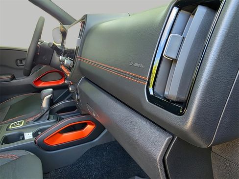 New 2026 Nissan Frontier PRO-4X w/ Pro-4x Convenience Package image 13