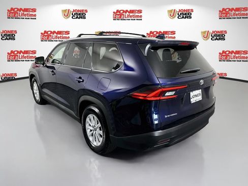 Certified 2025 Toyota Grand Highlander AWD Hybrid image 2