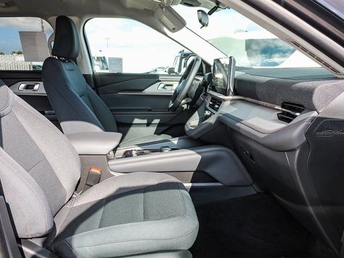 New 2026 Ford Explorer Active image 16