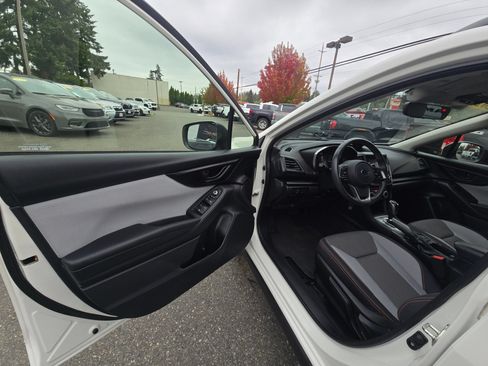 Used 2021 Subaru Crosstrek 2.0i Premium AWD/4WD image 20
