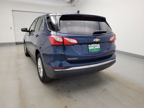 Used 2020 Chevrolet Equinox LT w/ Driver Convenience Package image 6