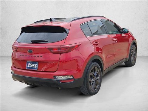 Used 2022 Kia Sportage Nightfall Edition FWD image 5