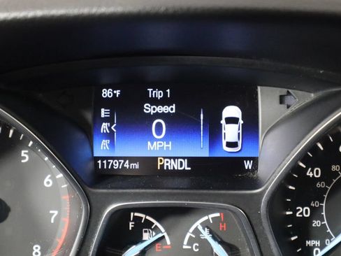Used 2015 Ford Focus SE FWD image 33