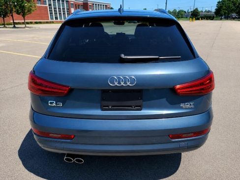 Used 2018 Audi Q3 2.0T Premium w/ Convenience Package AWD/4WD image 5