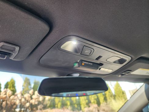 Used 2018 Chevrolet Camaro ZL1 image 36