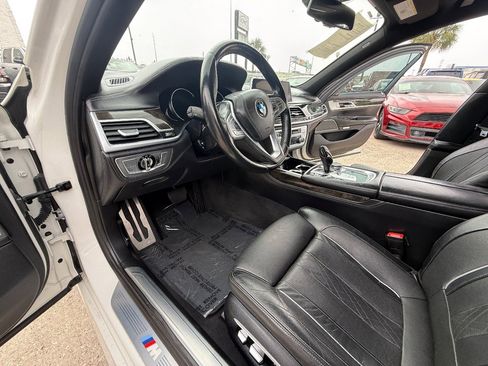 Used 2016 BMW 740i RWD image 25
