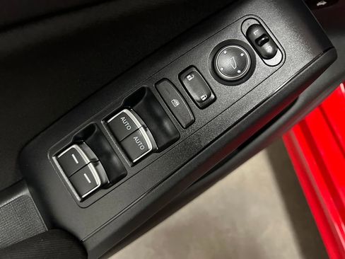 Used 2024 Honda Civic Sport image 12