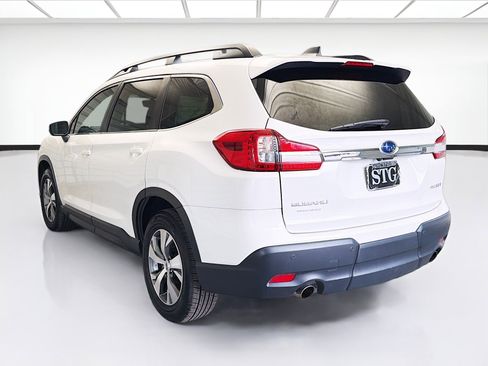 Used 2022 Subaru Ascent Premium w/ Convenience Package image 6