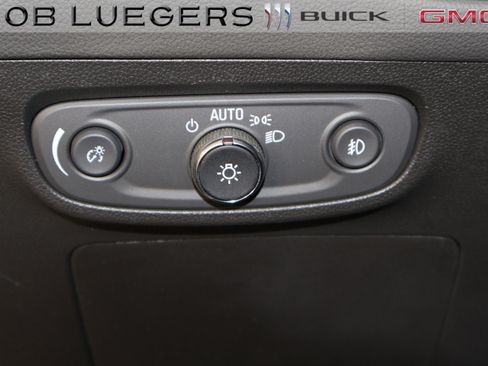 Certified 2023 Buick Encore GX Select w/ Sport Touring Package FWD image 27