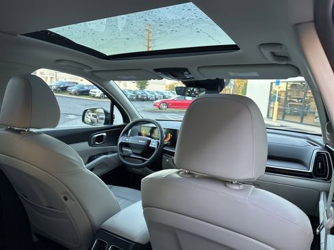New 2026 Kia Sorento X-Line EX image 17