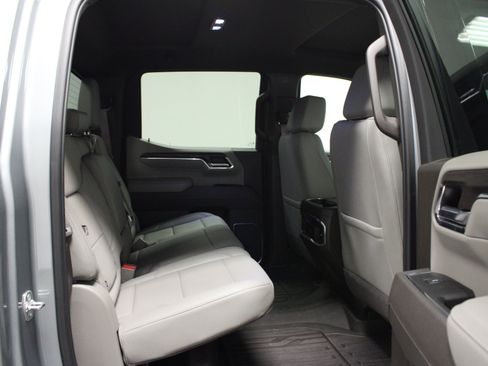 Used 2025 GMC Sierra 1500 SLT w/ SLT Premium Plus Package AWD/4WD image 15