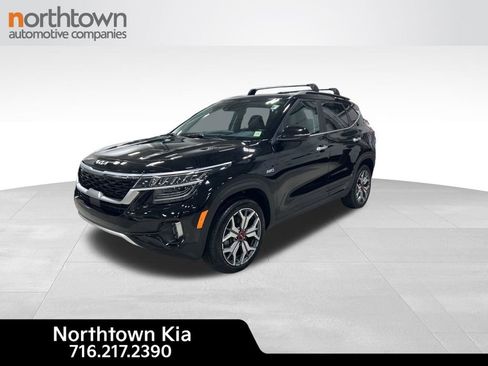 Used 2023 Kia Seltos SX image 1