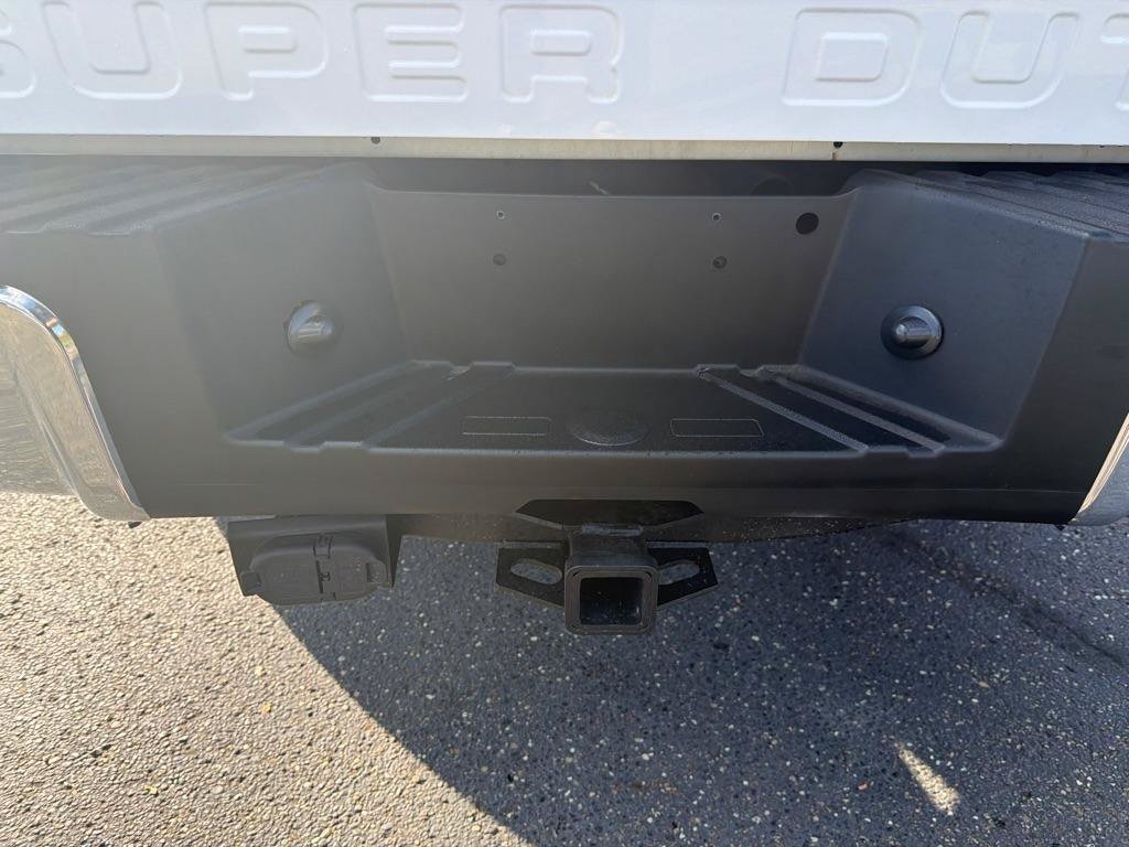 Used 2015 Ford F250 XL w/ Power Equipment Group AWD/4WD image 21