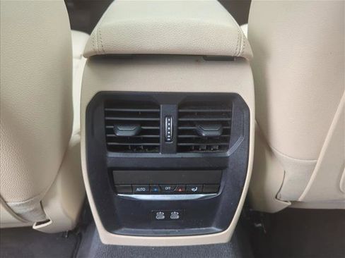 Used 2021 BMW 330i Sedan w/ Convenience Package RWD image 21