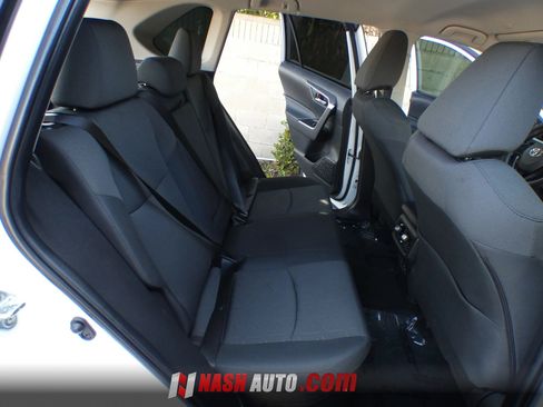 Used 2023 Toyota RAV4 AWD Hybrid image 40