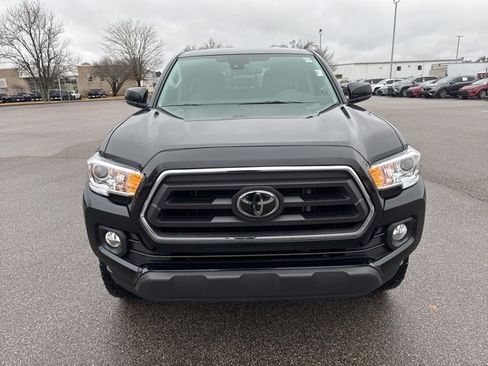 Used 2022 Toyota Tacoma SR5 image 8