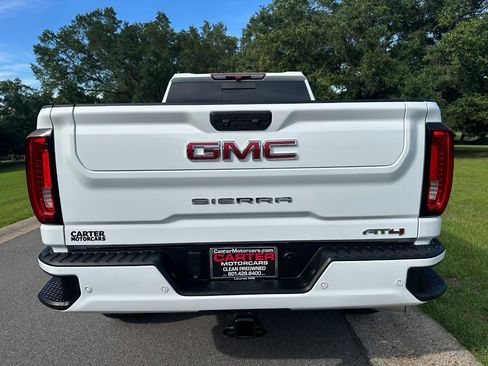 Used 2022 GMC Sierra 2500 AT4 w/ AT4 Preferred Package AWD/4WD image 6