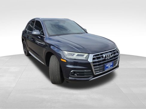Used 2020 Audi Q5 Prestige AWD/4WD image 9