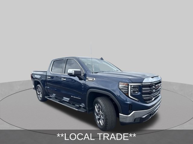 Used 2023 GMC Sierra 1500 SLT w/ SLT Premium Package AWD/4WD image 3