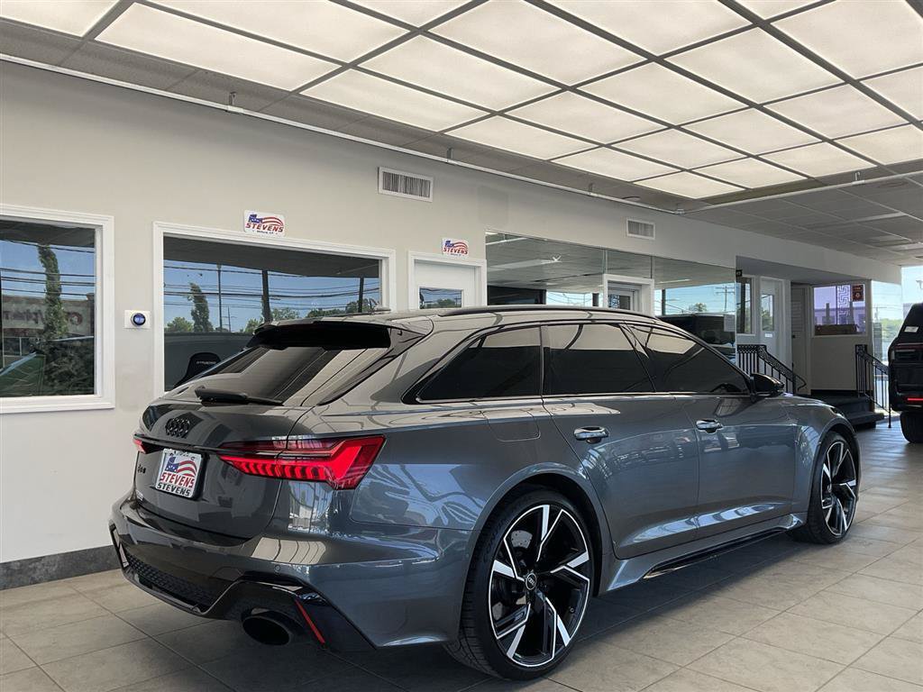 Used 2021 Audi RS 6 w/ Executive Package AWD/4WD image 5