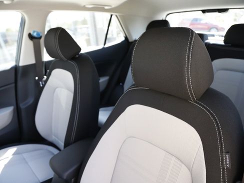 New 2026 Hyundai Venue SEL FWD image 13