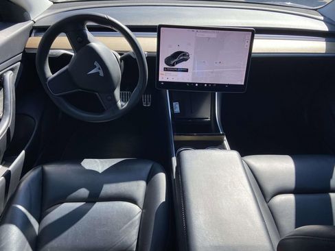 Used 2020 Tesla Model 3 Long Range image 10