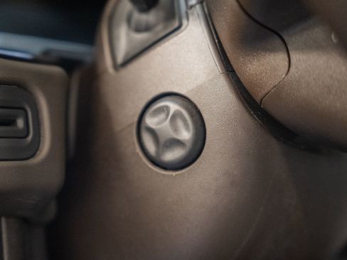 Used 2023 GMC Yukon XL SLT w/ SLT Premium Package image 51