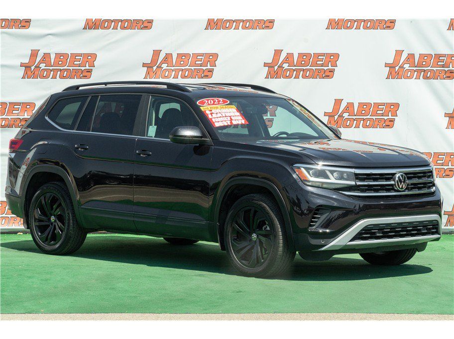 Used 2022 Volkswagen Atlas SE w/ Black Wheel Package FWD image 1