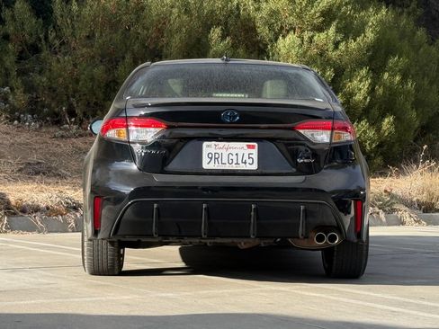 Used 2025 Toyota Corolla SE FWD image 8