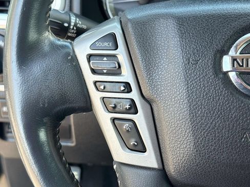 Used 2016 Nissan Titan PRO-4X w/ Pro-4x Convenience Package AWD/4WD image 22