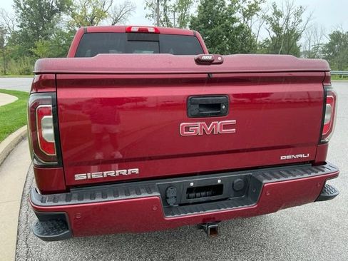 Used 2018 GMC Sierra 1500 Denali AWD/4WD image 10