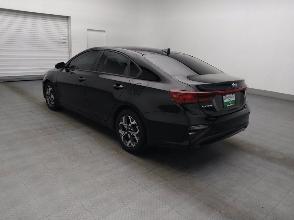 Used 2020 Kia Forte LXS FWD image 3