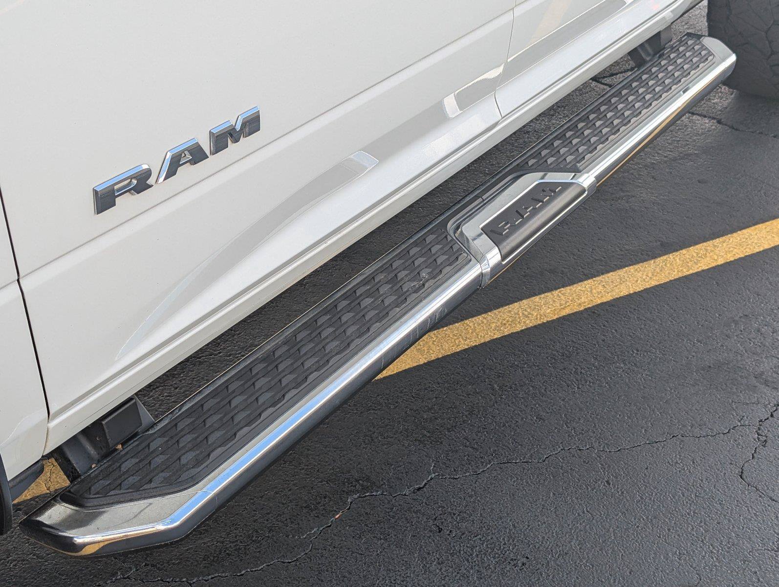Used 2021 RAM 2500 Big Horn w/ Level 1 Equipment Group AWD/4WD image 13