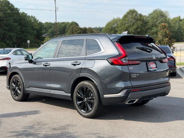 Used 2025 Honda CR-V Sport Touring image 4