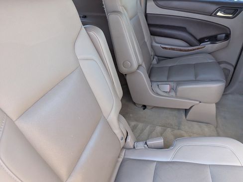 Used 2015 Chevrolet Suburban LTZ image 13
