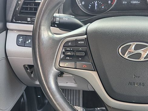 Used 2017 Hyundai Elantra SE w/ SE A/T Tech Package 03 FWD image 30