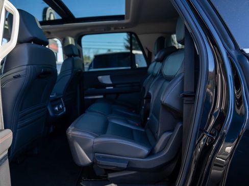 Used 2025 Ford Expedition Max Active image 18