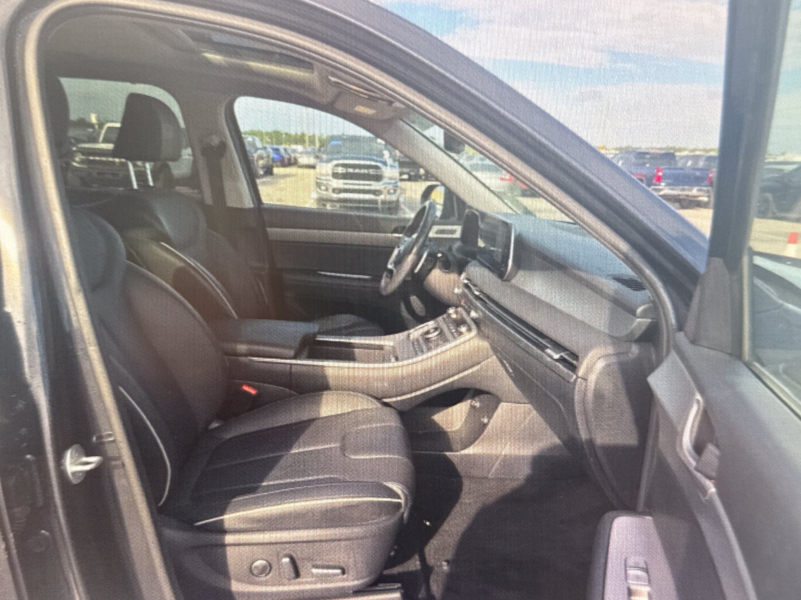 Used 2024 Hyundai Palisade SEL FWD image 15